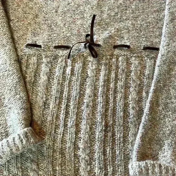 Architect Gray Women's Sweater - Picture 2 of 7